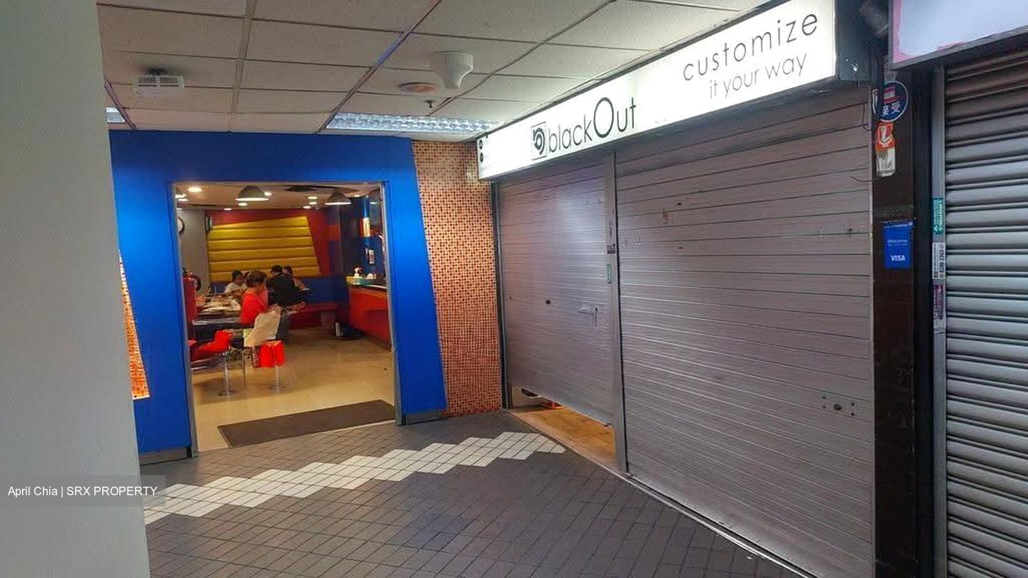 City Plaza (D14), Retail #613093931